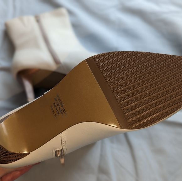 Ladies dressy ankle boots. - Picture 6 of 10